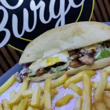 ساندويتش كباب + بطاطا مقلية